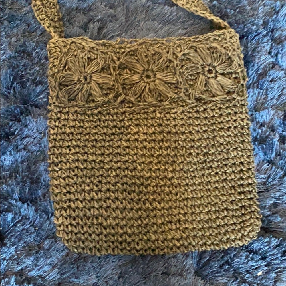 Black woven shoulder bag